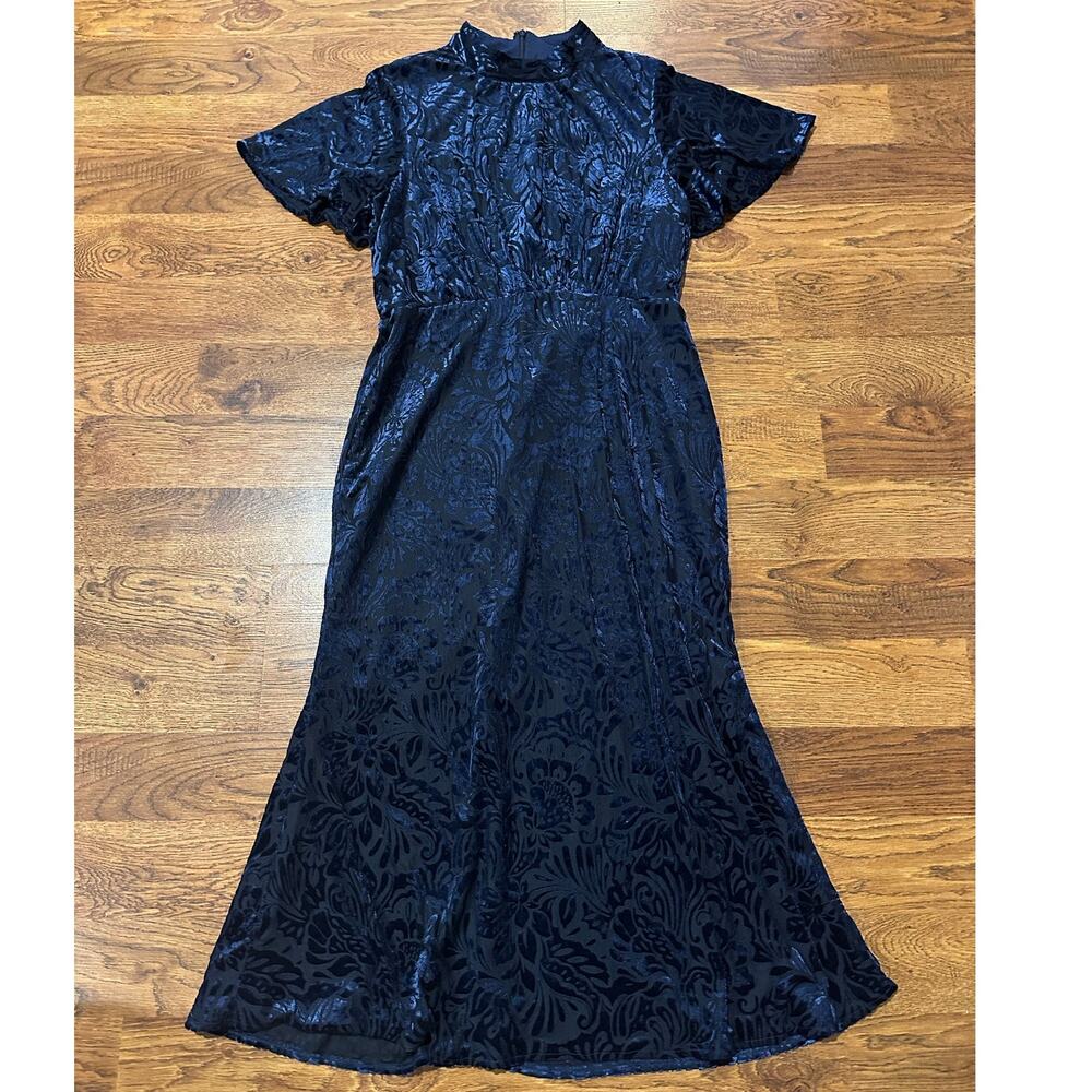Julia Jordan Short Sleeve Velvet Burnout Midi Dress Blue Size 14 Elegant Style
